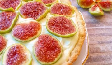 Recette Facile :  Tarte à la crème et figues